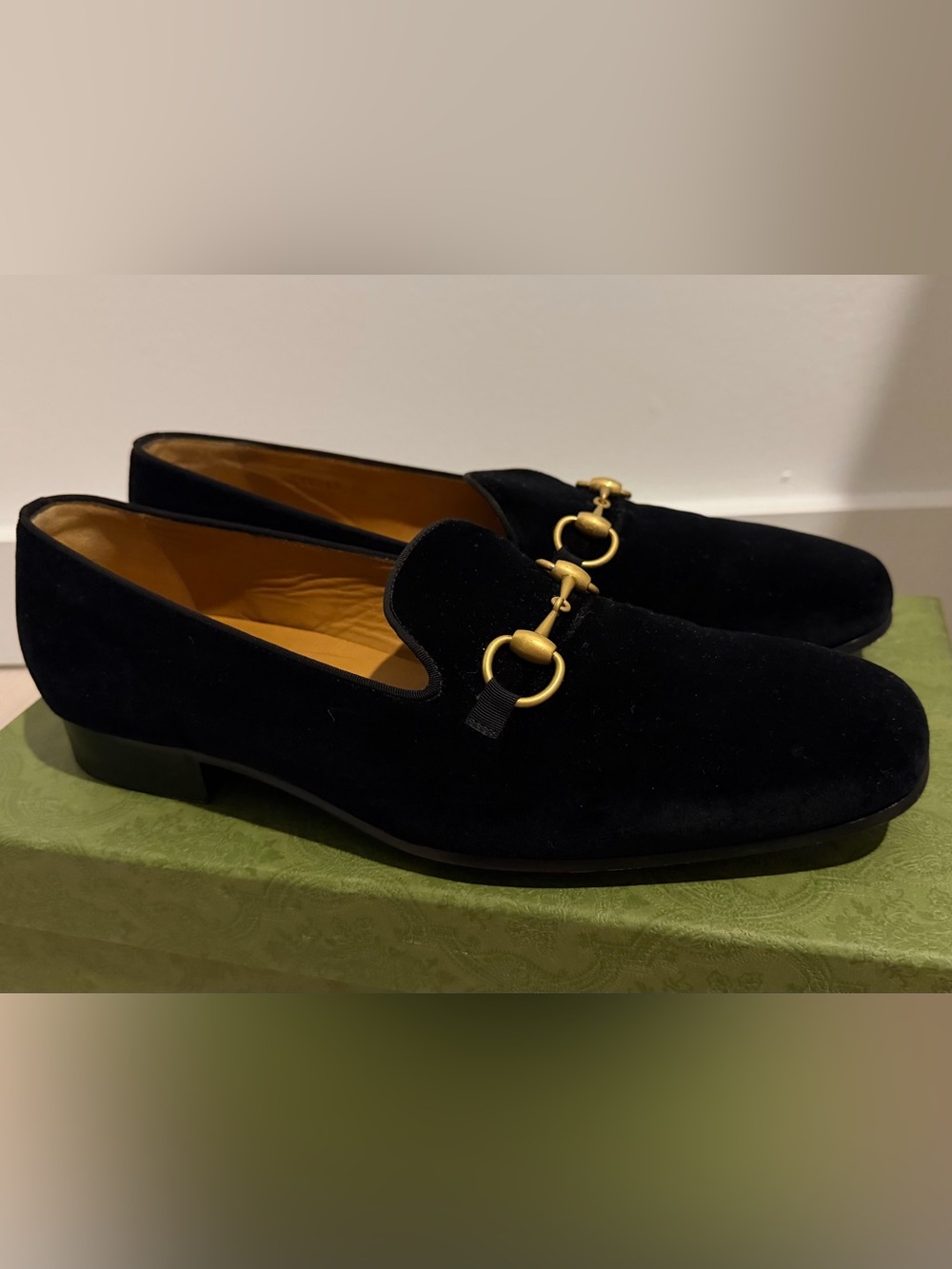 Gucci Gallipoli Horsebit Velvet Loafers 'Black'